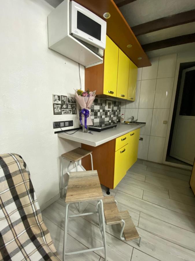 House&House 84 Apartment Petropavlovskaya Borshchagovka ภายนอก รูปภาพ