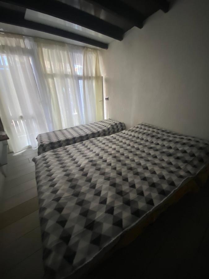 House&House 84 Apartment Petropavlovskaya Borshchagovka ภายนอก รูปภาพ
