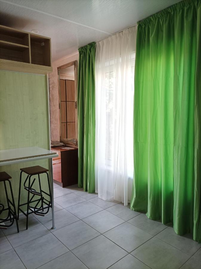 House&House 84 Apartment Petropavlovskaya Borshchagovka ภายนอก รูปภาพ